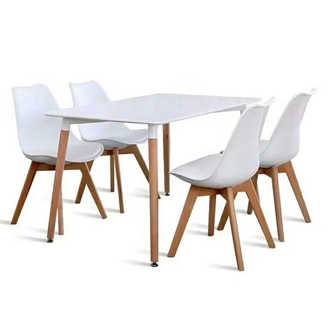 Krzesła oraz stoły skandynawskie dostępne już w sprzedaży.